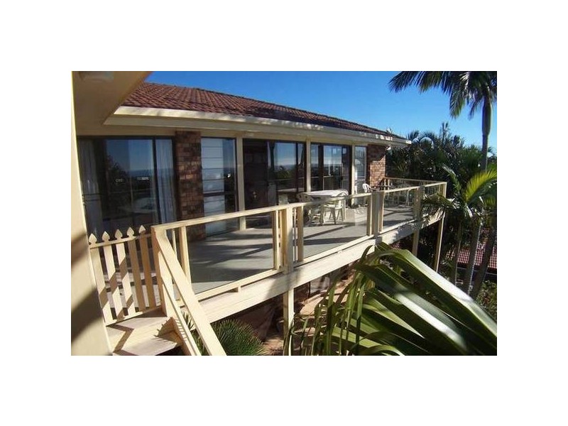 12 Jarrah, Ocean Shores NSW 2483