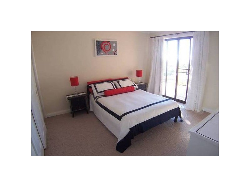 12 Jarrah, Ocean Shores NSW 2483