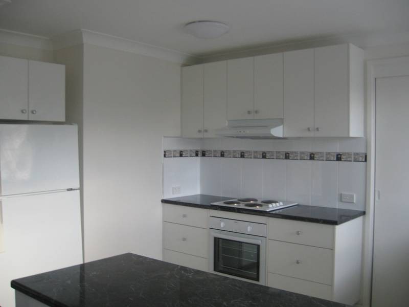10 COBBON CRES, Jindabyne NSW 2627
