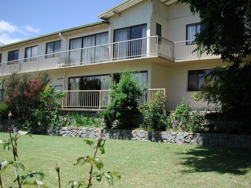 26 CLYDE ST, Jindabyne NSW 2627