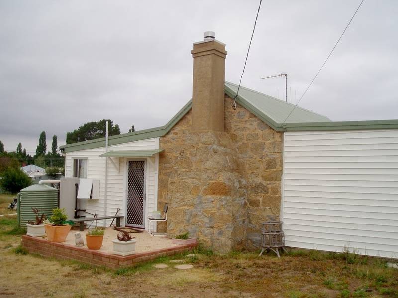 4 Boundary St, Berridale NSW 2628