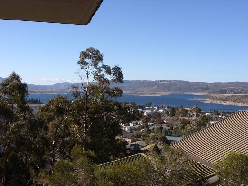 2/14 Cobbodah Street, Jindabyne NSW 2627