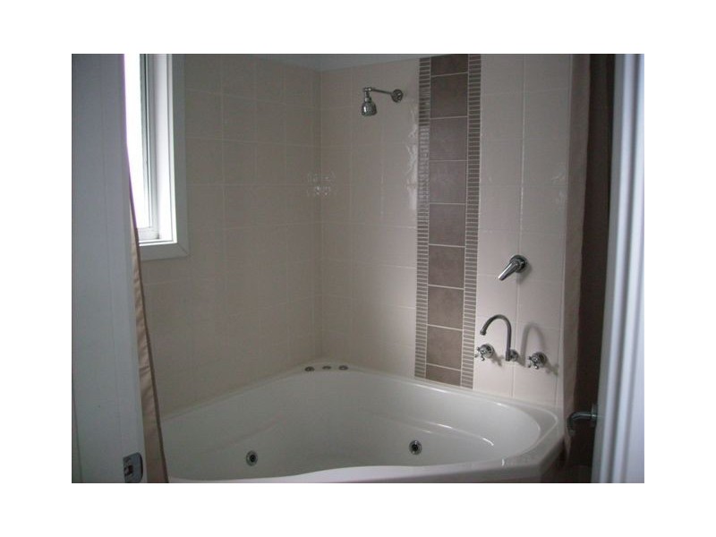 2/9 Reedys Cutting Road, Jindabyne NSW 2627