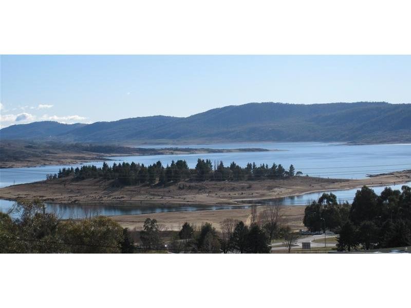 5 Nettin Circuit, Jindabyne NSW 2627