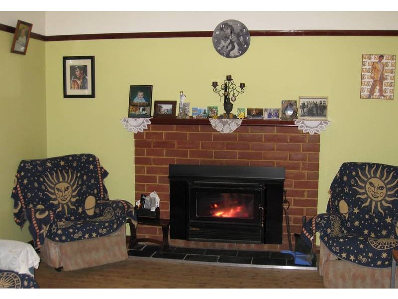 6 Mary Street, Berridale NSW 2628