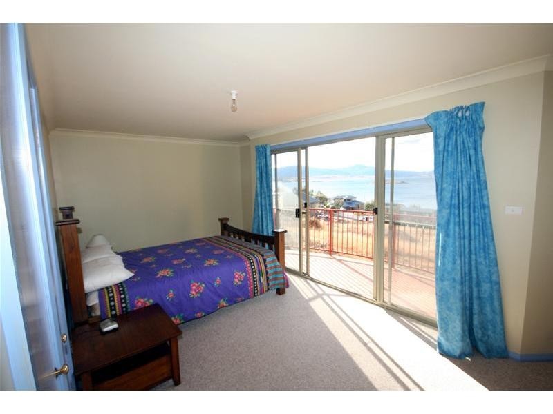 2/8 Adams Avenue, Jindabyne NSW 2627