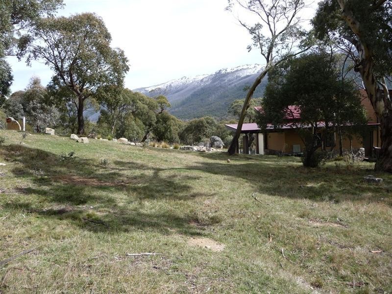 132 Little Rock Road, Crackenback NSW 2627