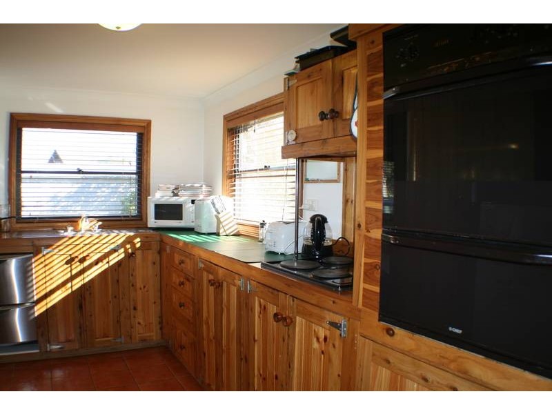 15 Mitchell Cct, Jindabyne NSW 2627