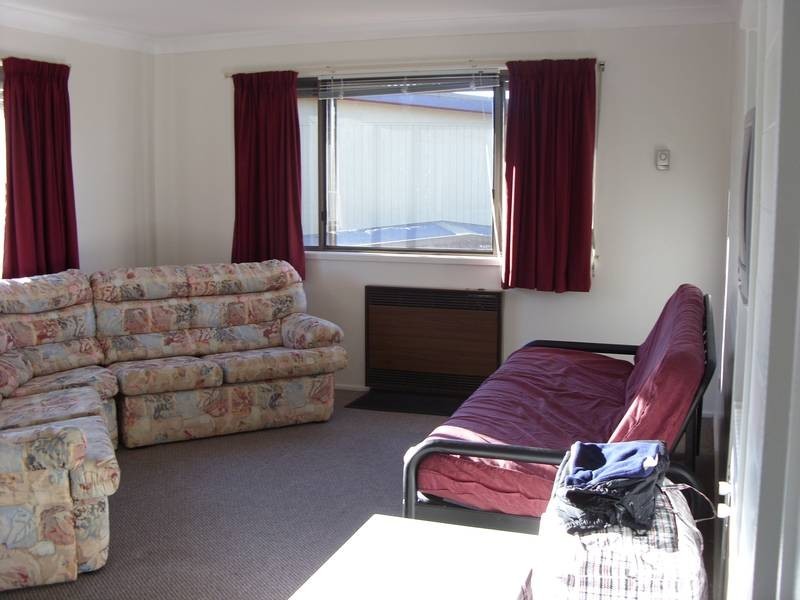 10 Cobbon Crescent, Jindabyne NSW 2627