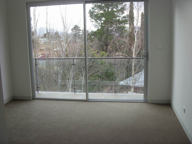 3/2 Cobbon Crescent, Jindabyne NSW 2627