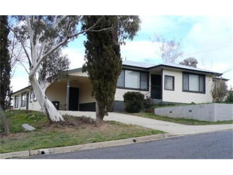 43 Banjo Paterson Crescent, Jindabyne NSW 2627