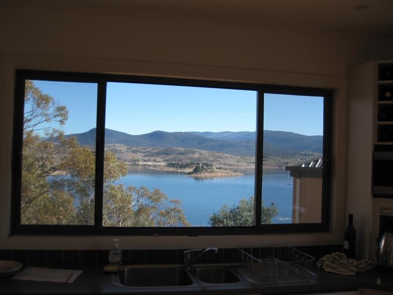 10 Tulong Close, East Jindabyne NSW 2627