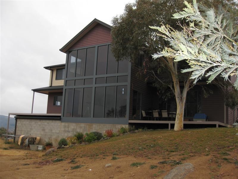 10 Tulong Close, East Jindabyne NSW 2627