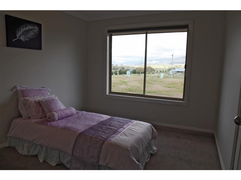 8 River Run, Jindabyne NSW 2627