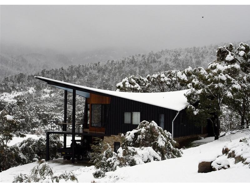 13 Little Thredbo Road, Lake Crackenback Resort Road, Jindabyne NSW 2627