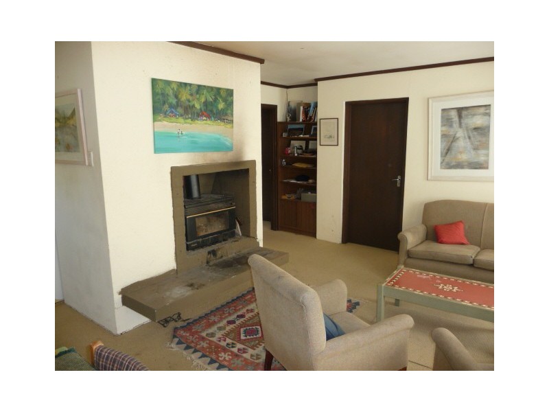 2B Rushes Bay Avenue, East Jindabyne NSW 2627