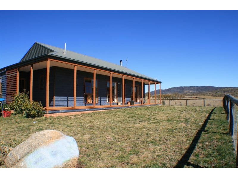 2 River Run, Jindabyne NSW 2627