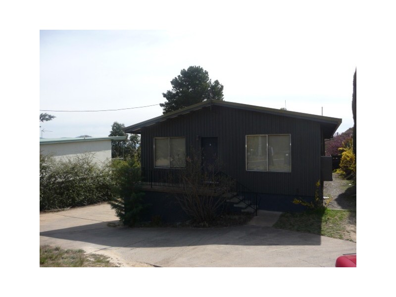 2/13 Ingebyra Street, Jindabyne NSW 2627