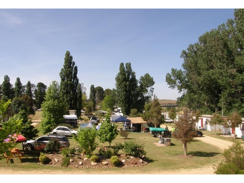 1 Hamilton Street, Dalgety NSW 2628