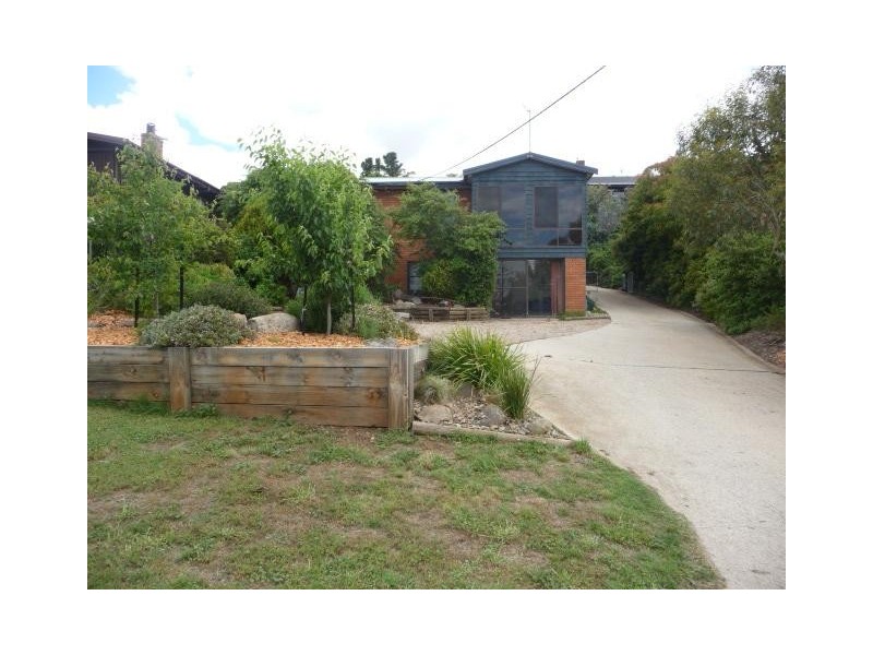 10 Ingebyra Street, Jindabyne NSW 2627