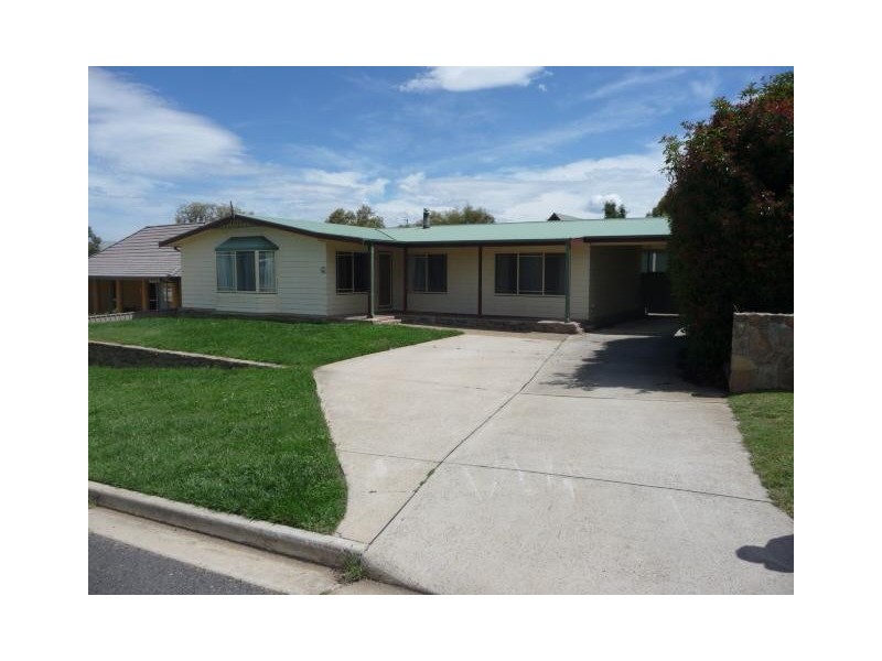 7 Mitchell Circuit, Jindabyne NSW 2627