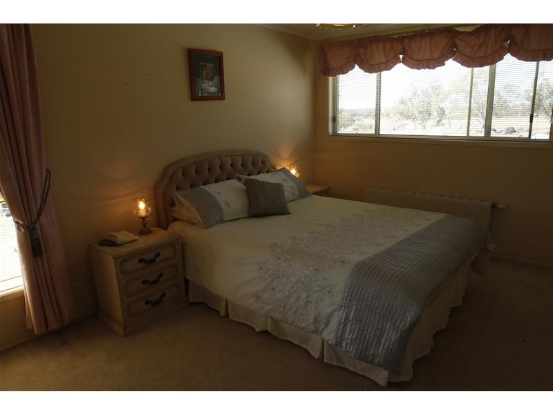 20 Iron Pot Creek Road, East Jindabyne NSW 2627
