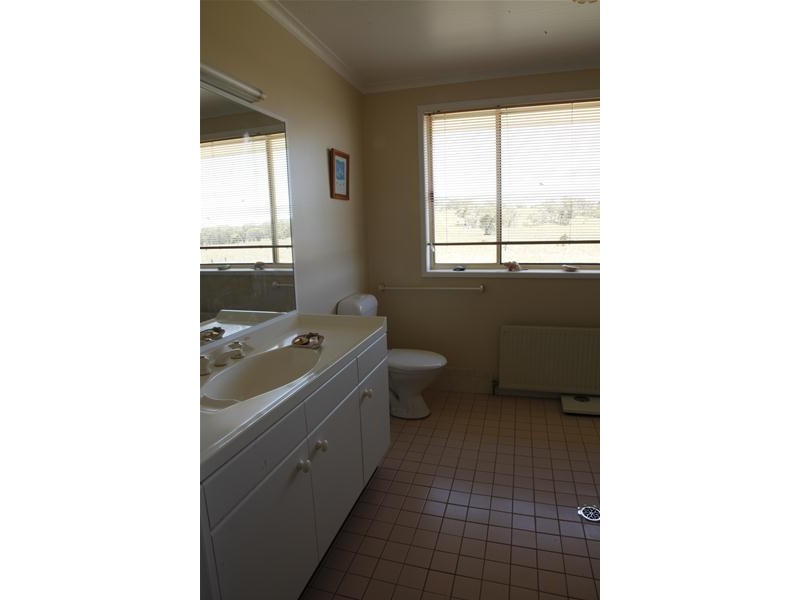 20 Iron Pot Creek Road, East Jindabyne NSW 2627