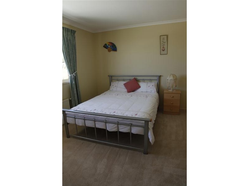 20 Iron Pot Creek Road, East Jindabyne NSW 2627
