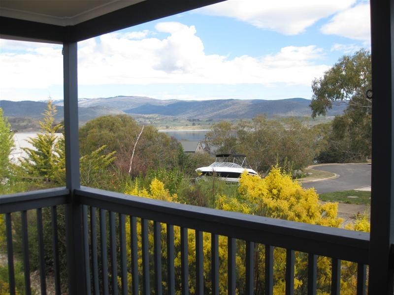 1/11 Rainbow Drive, Jindabyne NSW 2627