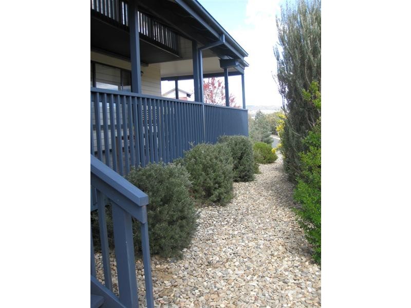 1/11 Rainbow Drive, Jindabyne NSW 2627
