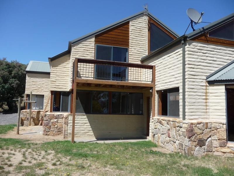35 Girvan Place, Jindabyne NSW 2627