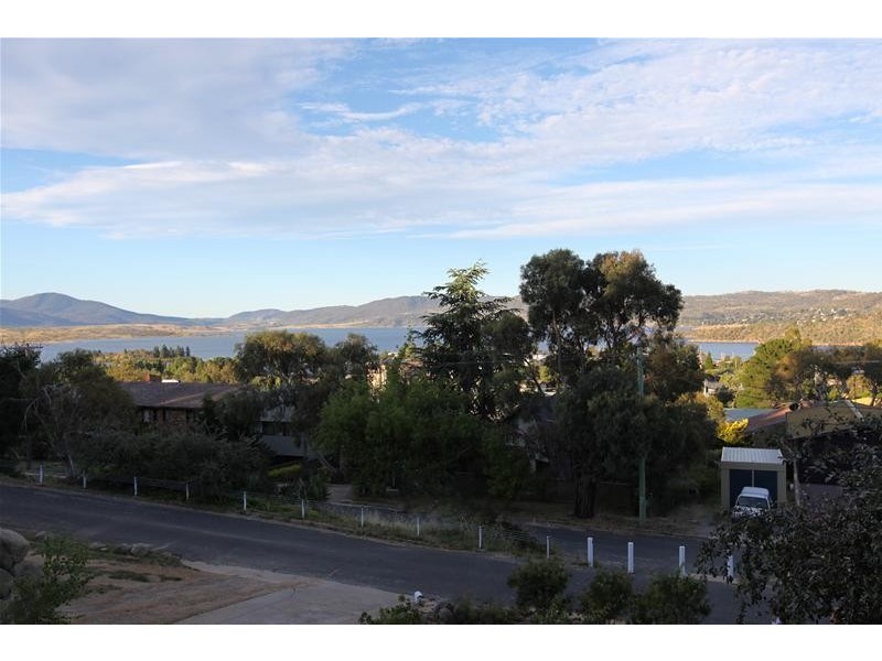 16 Bogong Street, Jindabyne NSW 2627
