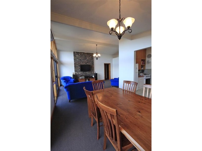 16 Bogong Street, Jindabyne NSW 2627