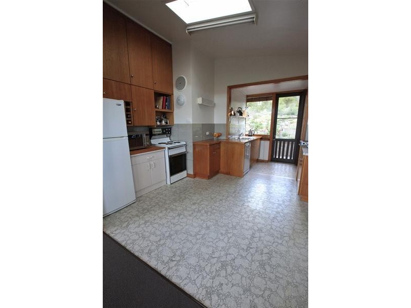 16 Bogong Street, Jindabyne NSW 2627