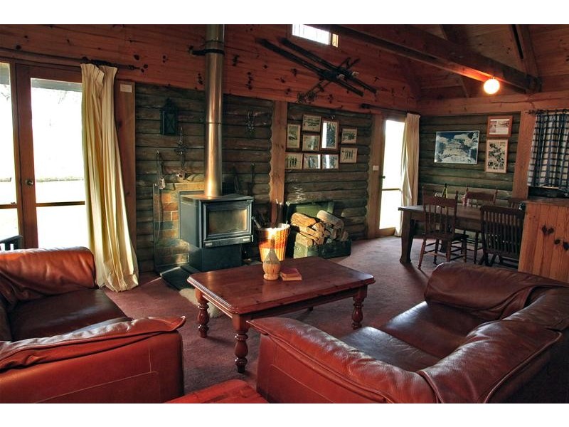 Avonside Road, Jindabyne NSW 2627