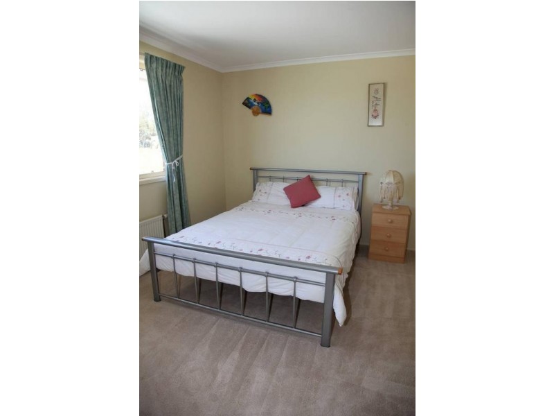 20 Iron Pot Creek Road, East Jindabyne NSW 2627