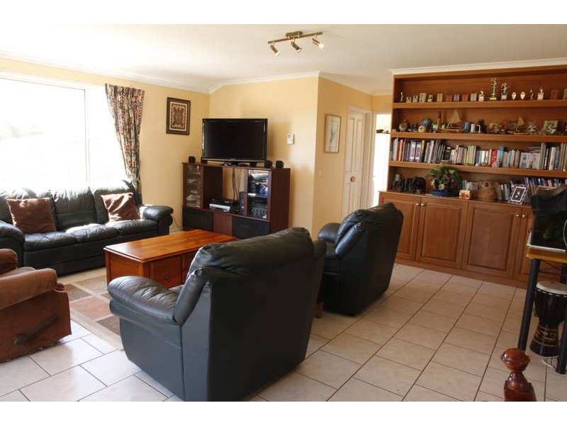 20 Iron Pot Creek Road, East Jindabyne NSW 2627