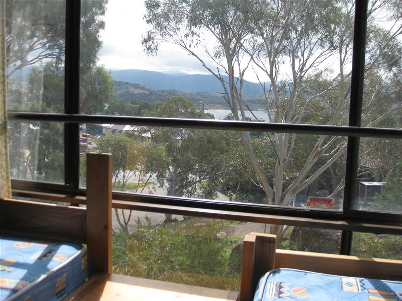 2/13-15 Kirwan Close, Jindabyne NSW 2627