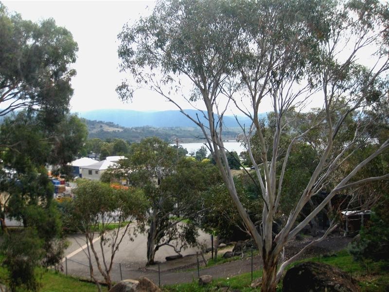 2/13-15 Kirwan Close, Jindabyne NSW 2627