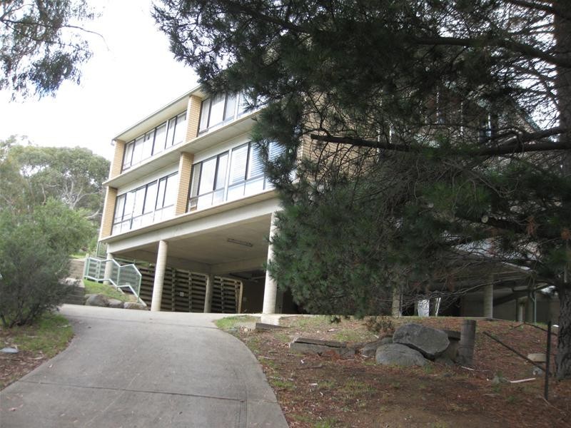 2/13-15 Kirwan Close, Jindabyne NSW 2627