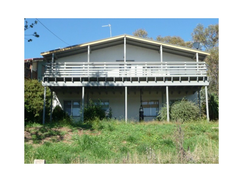 2A Rushes Bay Ave, East Jindabyne NSW 2627