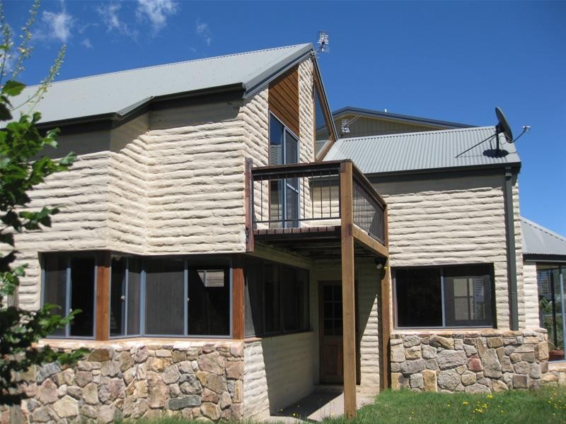 35 Girvan Place, East Jindabyne NSW 2627