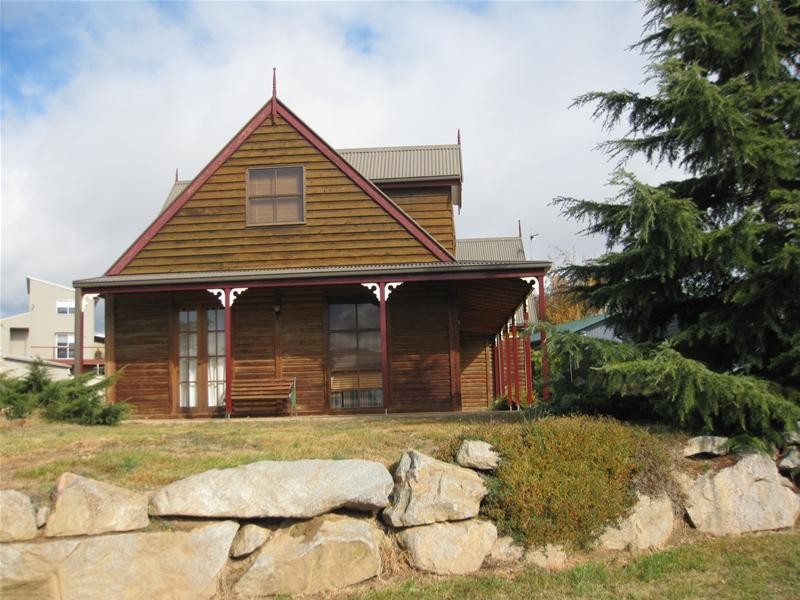 26 Mitchell Circuit, Jindabyne NSW 2627
