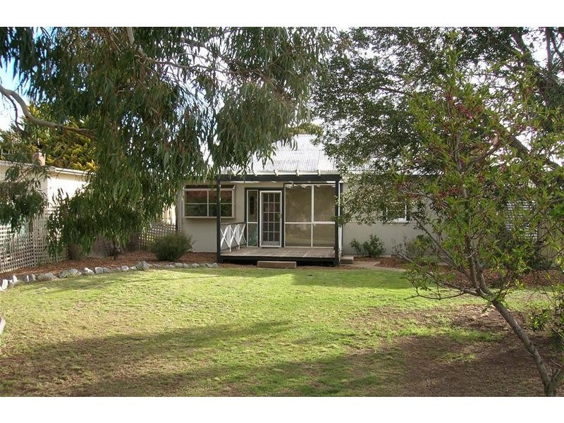 13 Myack Street, Berridale NSW 2628