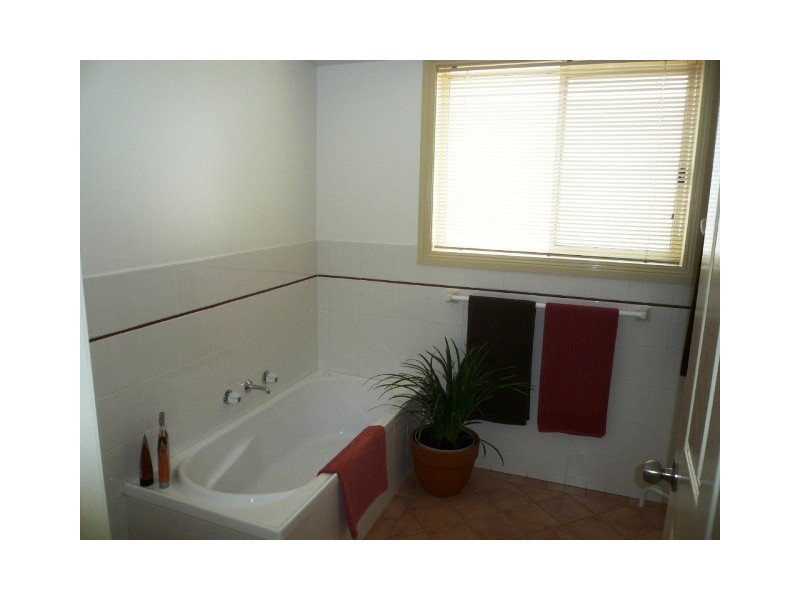 1/6 Jillamatong Street, Jindabyne NSW 2627