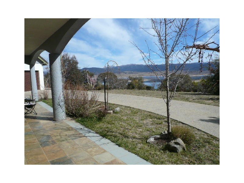 14A Camira Ave, East Jindabyne NSW 2627