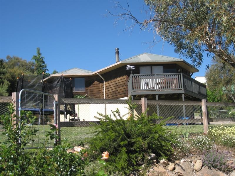 26 Candlebark Circuit, Jindabyne NSW 2627