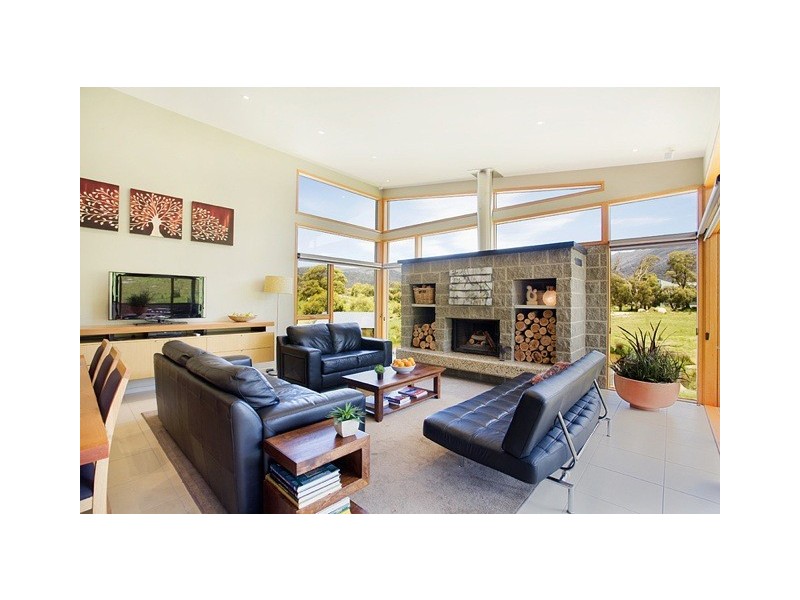 14 Stockwhip Way, Crackenback NSW 2627