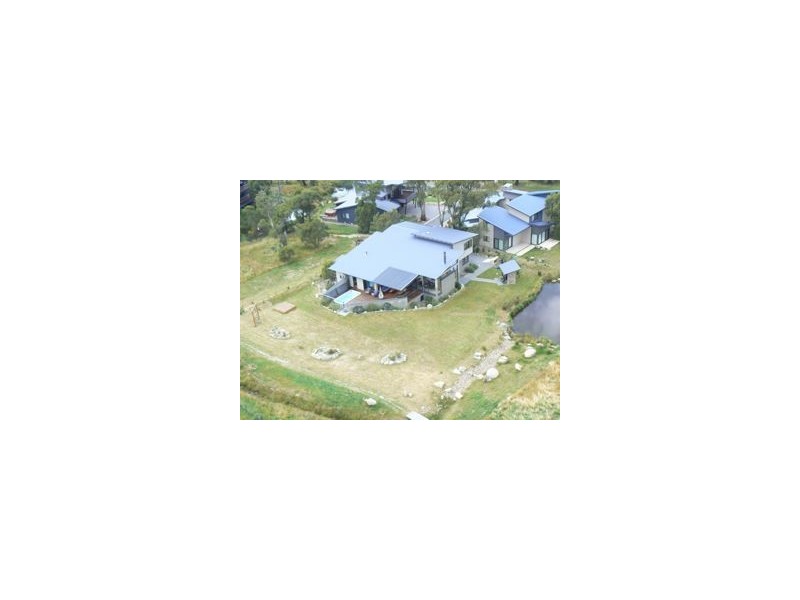 14 Stockwhip Way, Crackenback NSW 2627