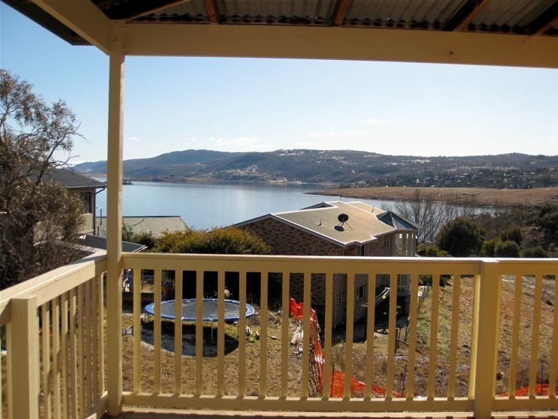 11 Adams Avenue, Jindabyne NSW 2627
